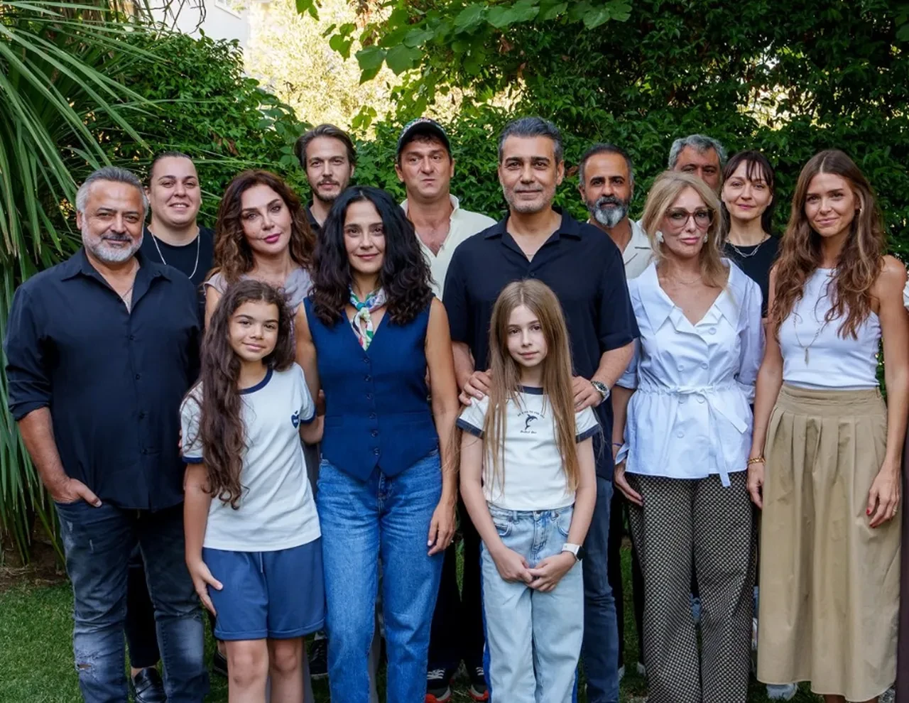 Çekimleri başlayan dizinin adı değişti! Kadroya beğeni yağdı 