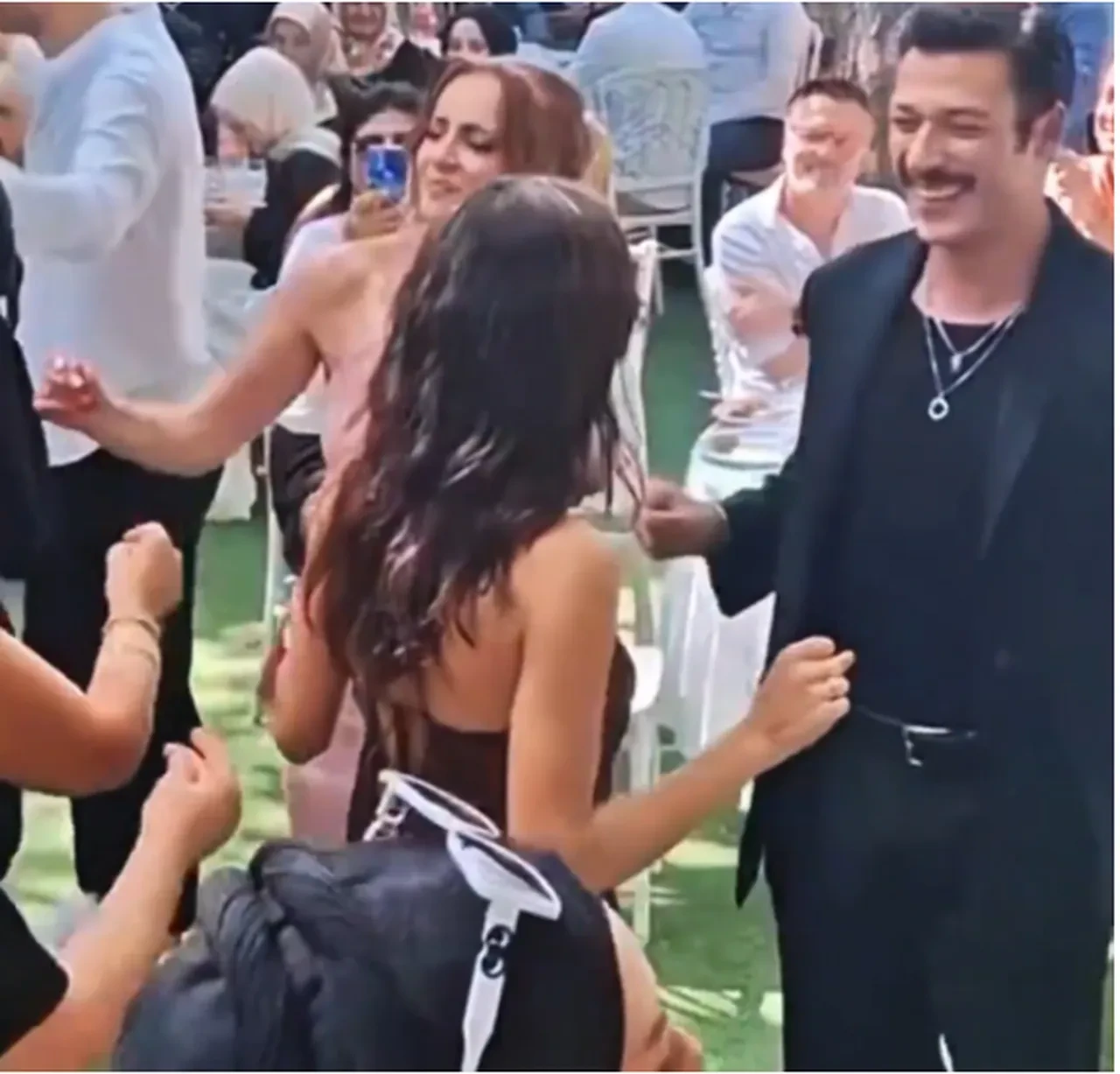 Hafsanur Sancaktutan'dan horon şov! Kubilay Aka aileye girdi