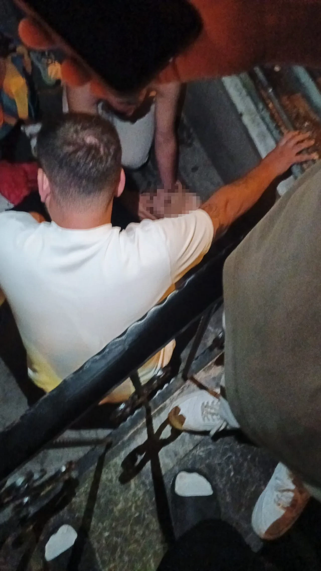 Kız arkadaşıyla gezerken dehşeti yaşadı! İstanbul'da sokak ortasında saldırı