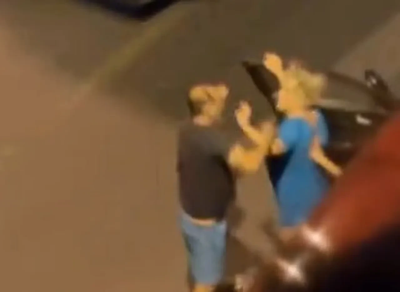 Mahalle ayağa kalktı! 2 kadın 1 erkeği o halde görenler şoke oldu