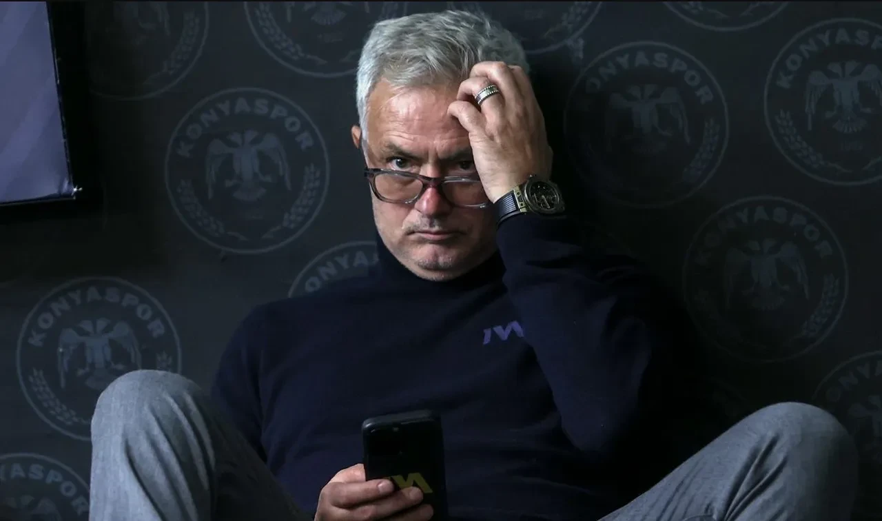 Mourinho'dan çarpıcı Talisca kararı! Takımdan ayrılacak yabancılar belli oldu