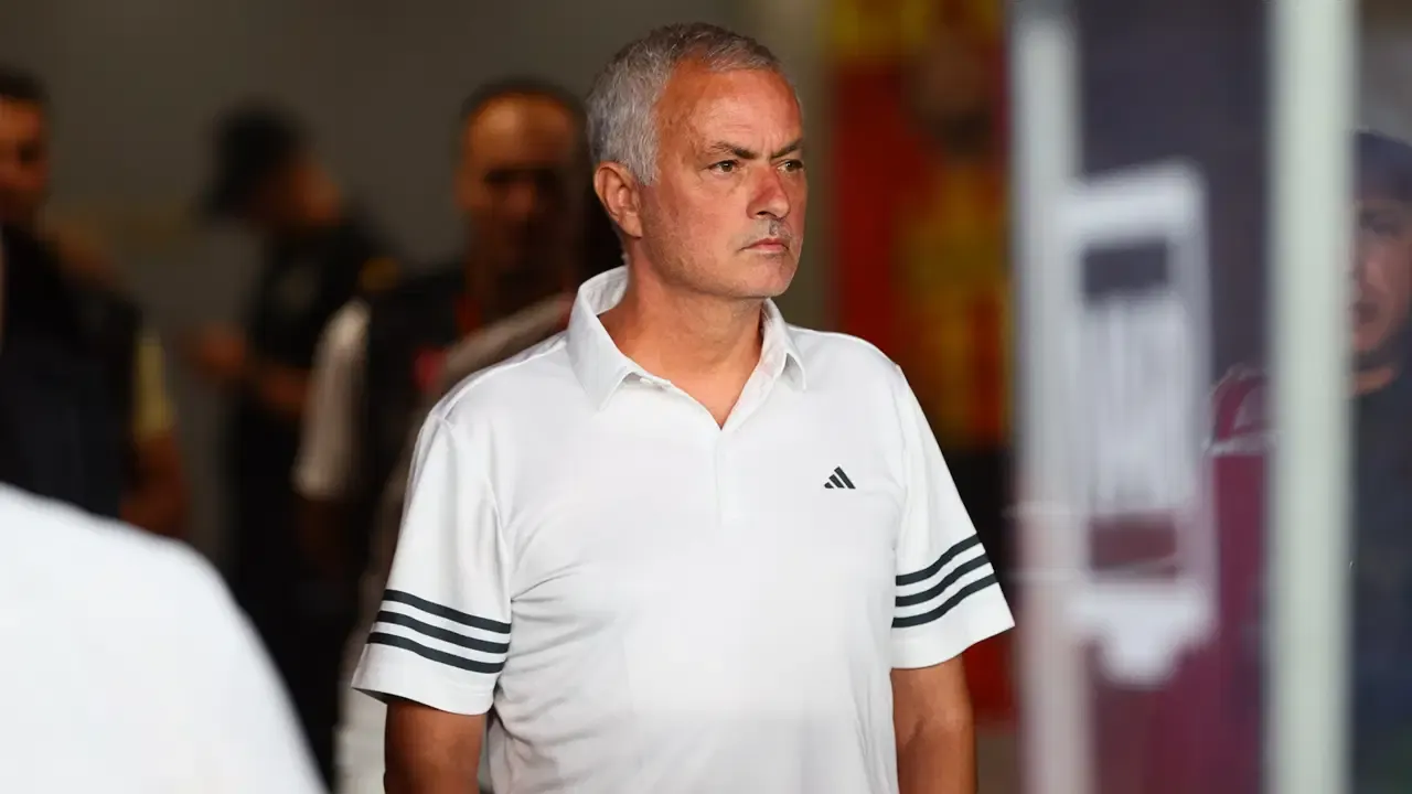 Mourinho'dan flaş sözler! 'Ekonomik gücü olmayan bir kulüpteyim'