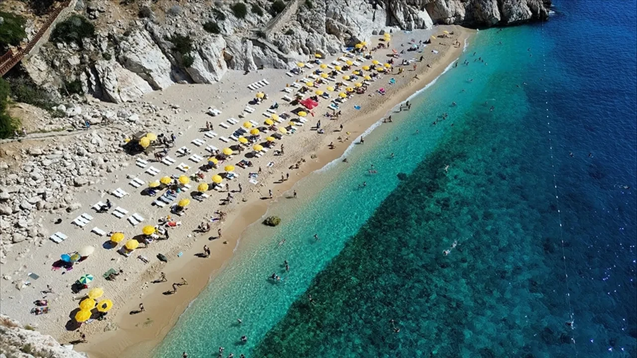 Otellerde sezon ortası indirim krizi! Mağdur müşteriler için iade yolu açıldı