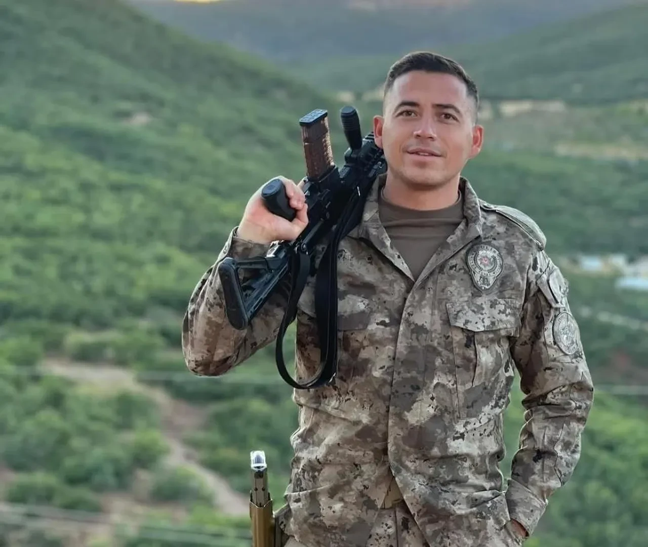 Vicdansızlığın böylesi! Şehidimiz tazminatına göz koydular: "Vatanı FETÖ'cülere mi bırakacağız" diyerek dolandırdılar