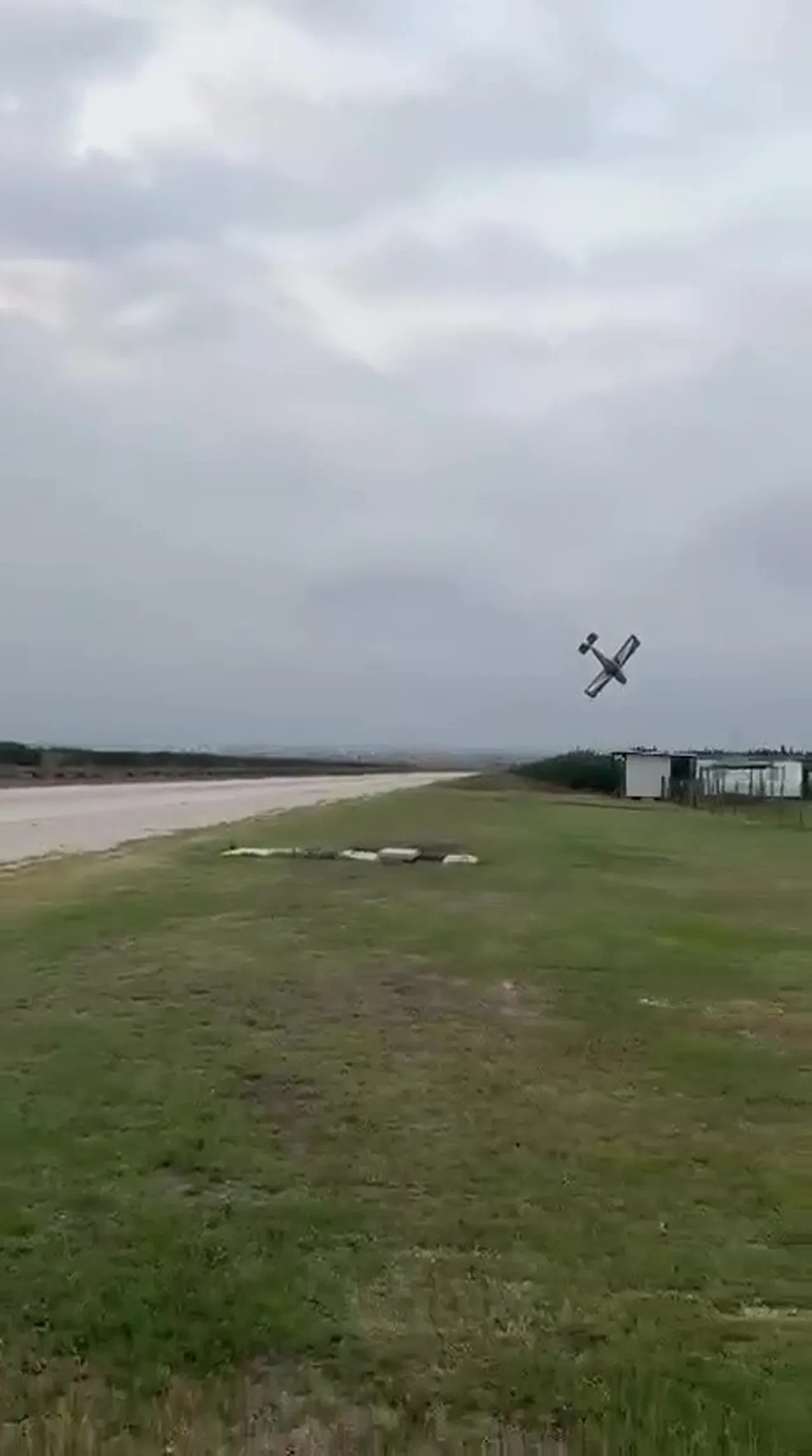 Adana'da uçakta evlilik teklifi faciayla bitti! 'Evet' cevabıyla yere çakıldı: Korkunç anlar kamerada 