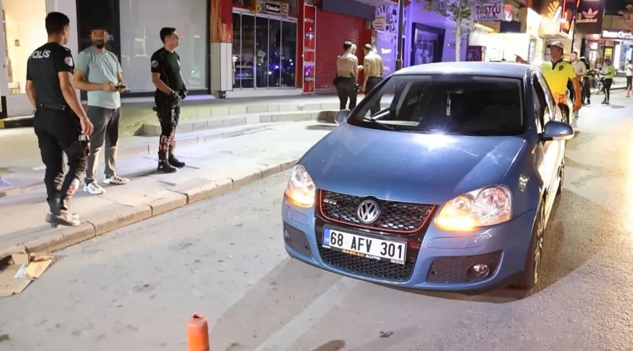 Alkollü sürücüden ilginç savunma: Cips ve jelibon almaya çıktım