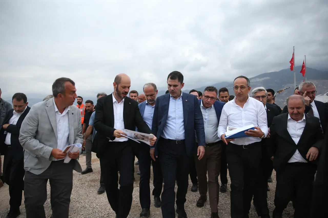 Bakan Kurum duyurdu: İskenderun Sahil Projesi 29 Ekim'de tamamlanıyor