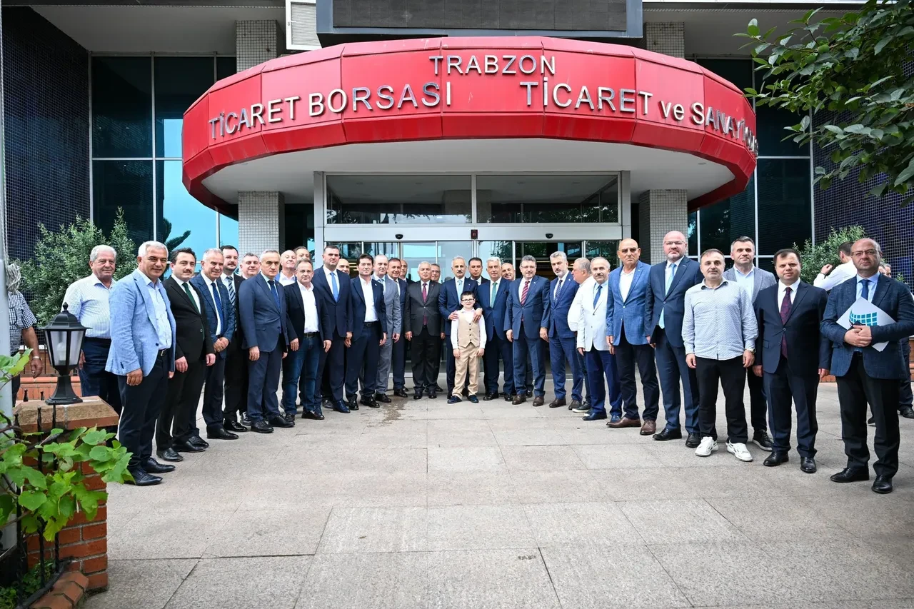 Bakan Uraloğlu: Denize yapılan üçüncü havalimanını tasarladık