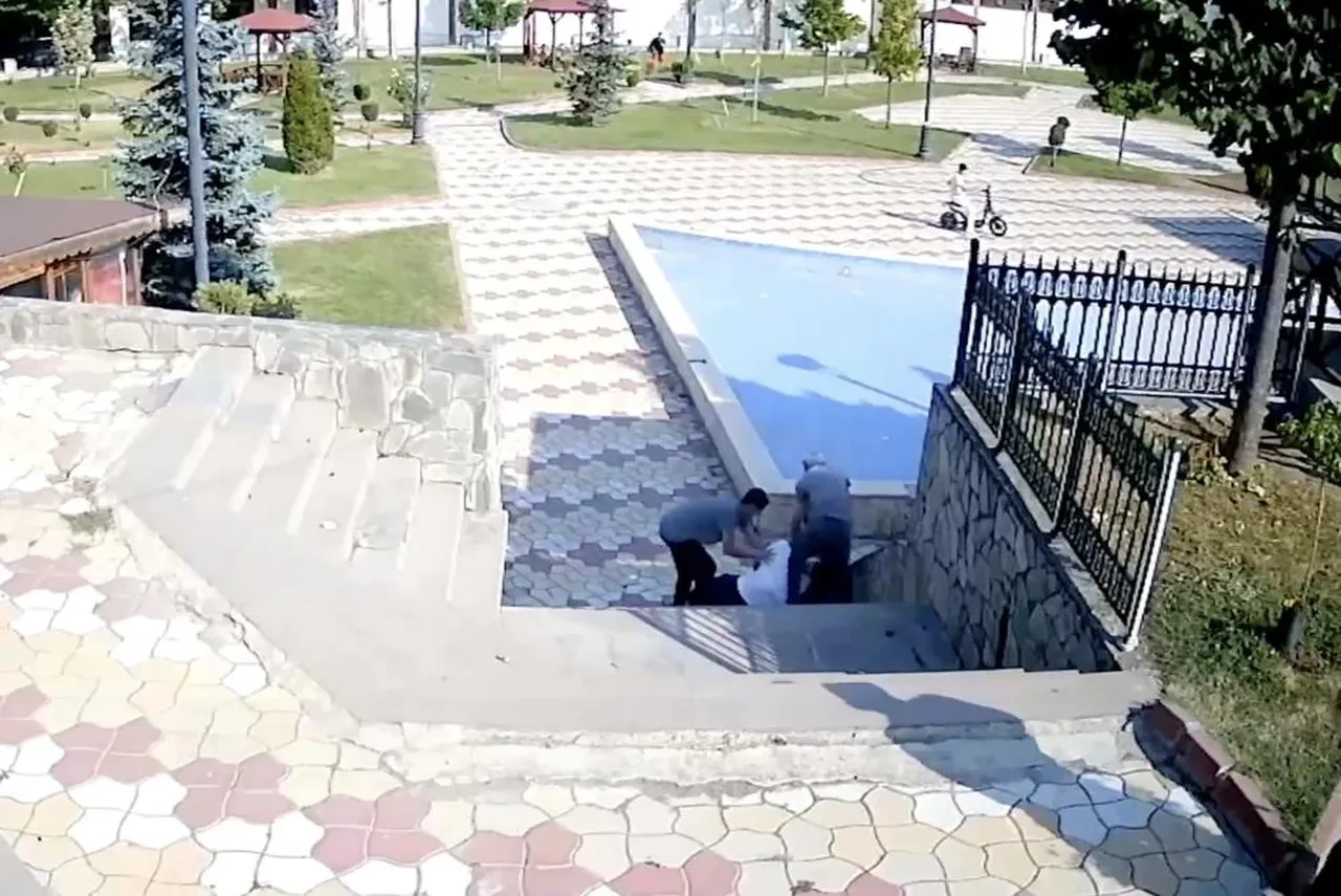 'Burada aile var' diye uyaran muhtar defalarca bıçaklandı: Yöneticilerden tek isteği var