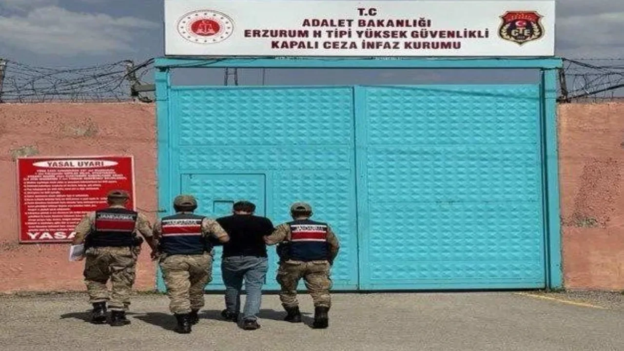 Erzurum'da MİT destekli operasyon: Firari FETÖ hükümlüsü 2500 rakımda yakalandı!