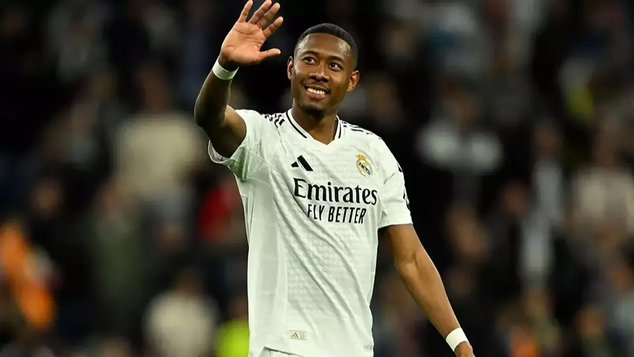 Fenerbahçe'de David Alaba hareketliliği! Jose Mourinho'ya cevap verdi