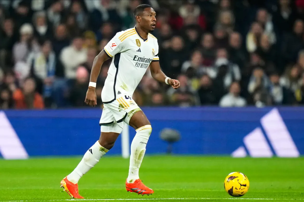 Fenerbahçe'de David Alaba hareketliliği! Jose Mourinho'ya cevap verdi