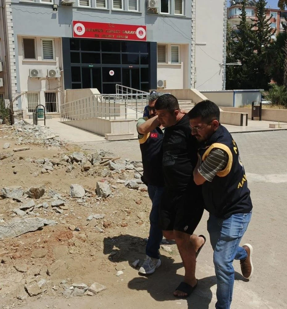 Anamur'da restoranın önünde işlenen cinayetin son şüphelisi de tutuklandı