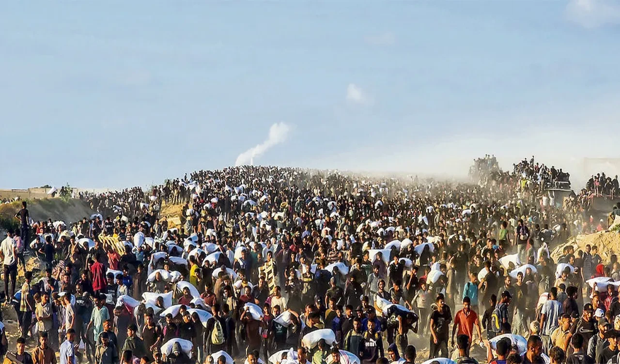 İsrail, Gazze'de yardım noktasına saldırı düzenledi! Çok sayıda ölü ve yaralı var