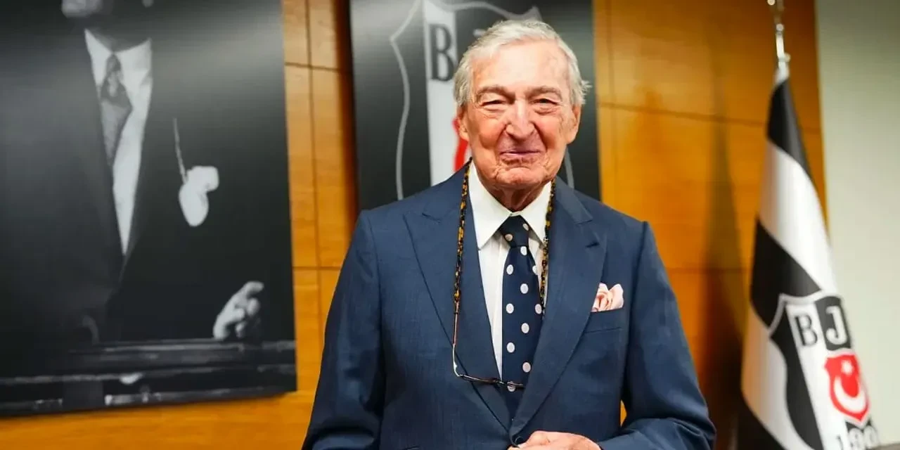 Rahmi Koç'u görenler hemen telefona sarıldı, sıraya girdiler