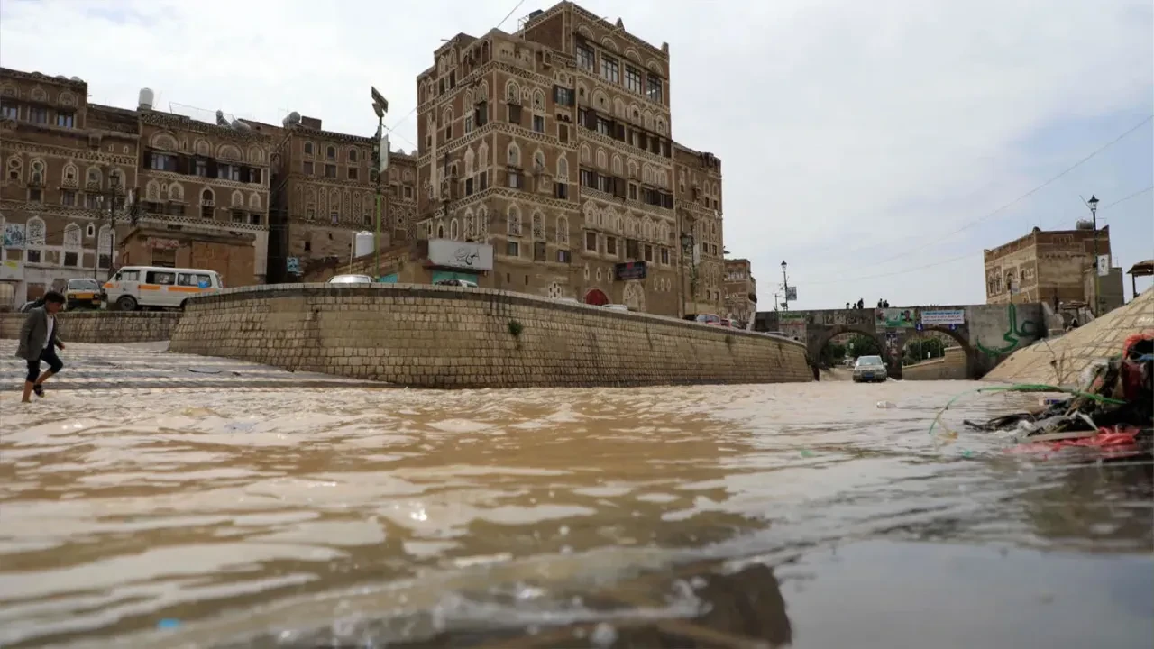 Yemen'de sel felaketi! Ölü ve yaralılar var