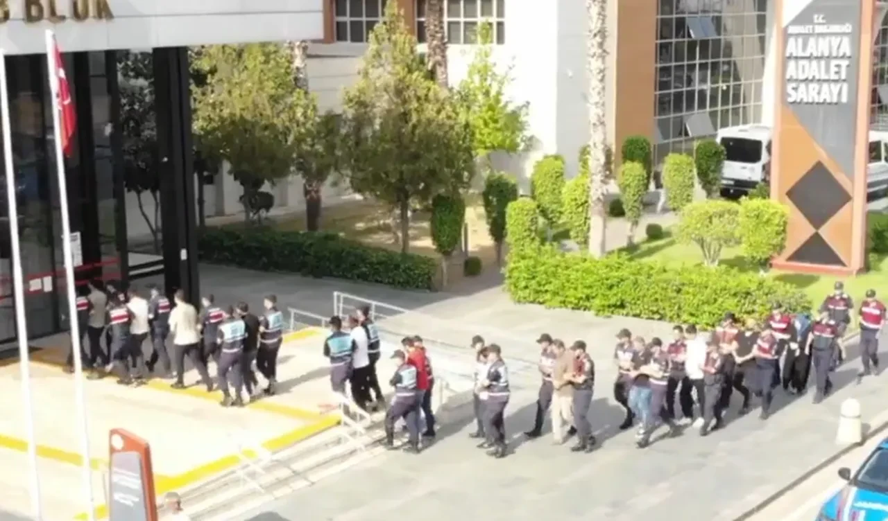 21 ilde yasa dışı bahis operasyonu! 1 milyar TL vurgun yaptıkları ortaya çıktı