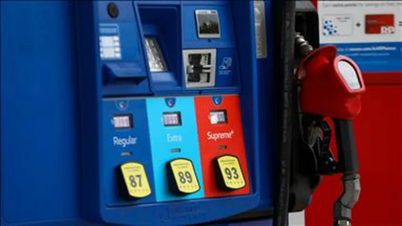 Akaryakıt alırken fişlere dikkat! Vergi dairelerinden UTTS uyarısı
