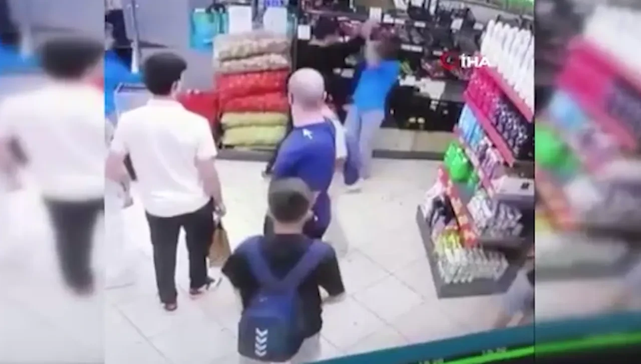 Dehşete düşüren olay! Eski sevgilisini dövdü, ayırmak isteyen kişiyi bıçakladı