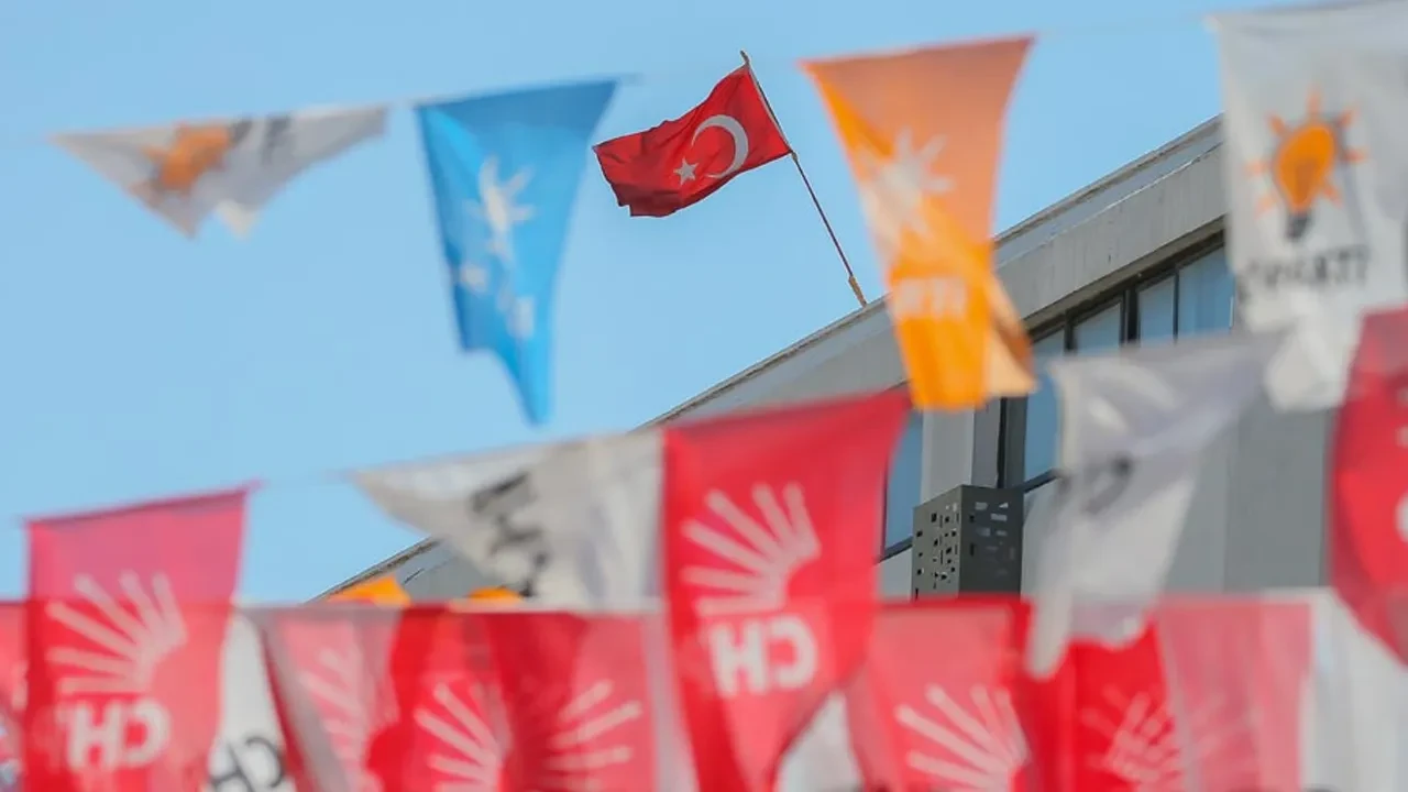 Eyüp Kahveci, 'AK Parti'ye geçecek' iddialarına cevap verdi