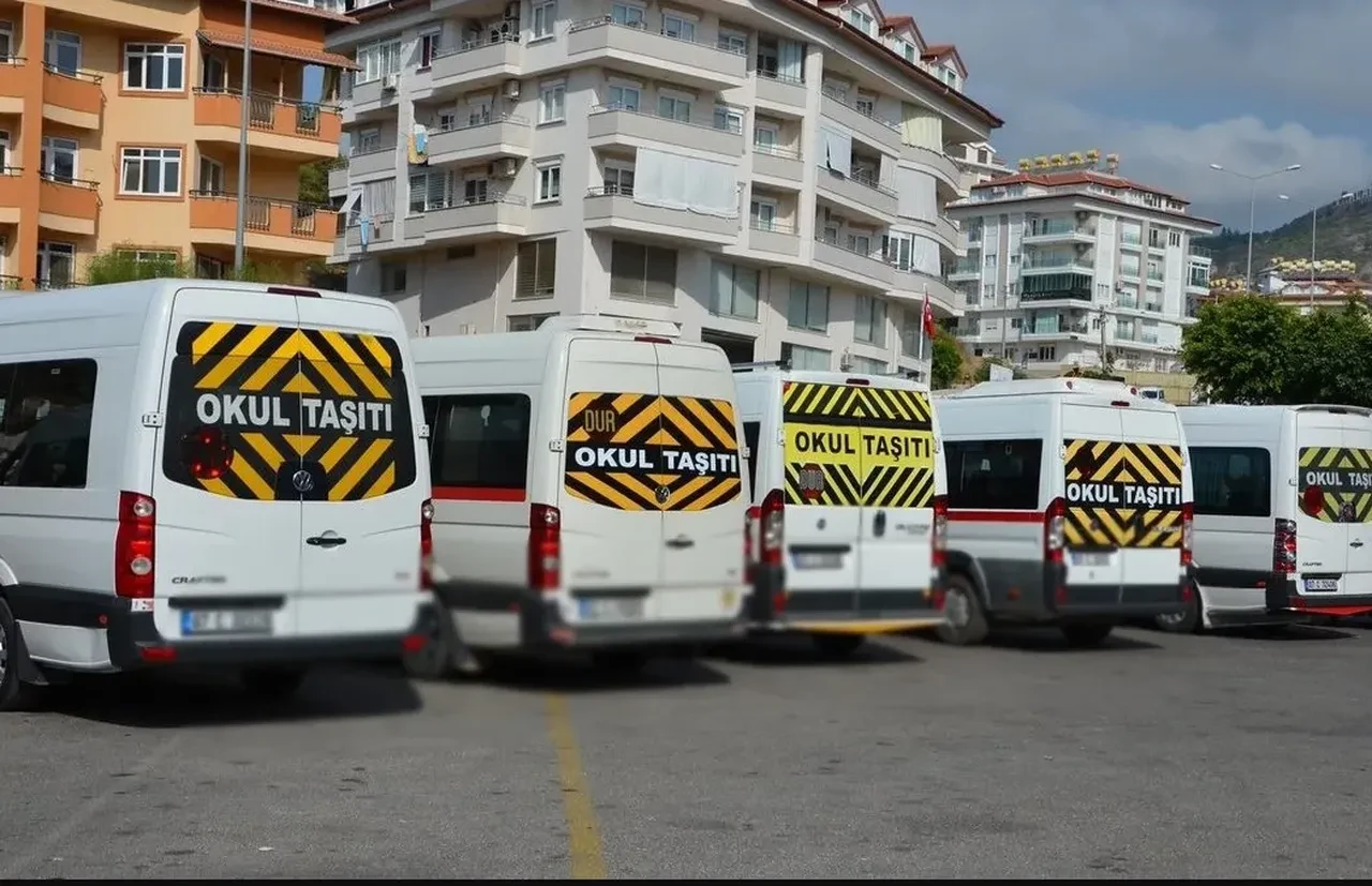 İstanbul'da okul servislerine yüzde 50 zam talebi! Pesonel servisleri için iki katını istediler