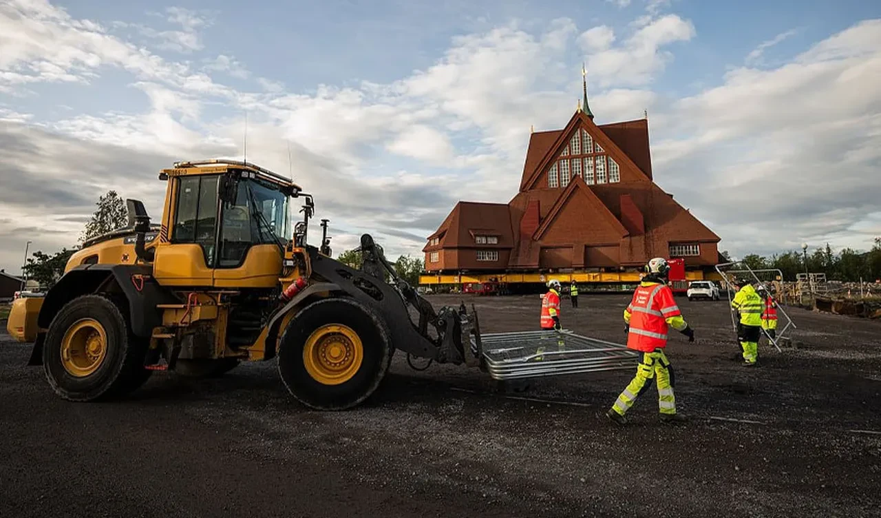 İsveç'ten dev proje! Şehirle birlikte tarihi kilise yeni evine taşınıyor