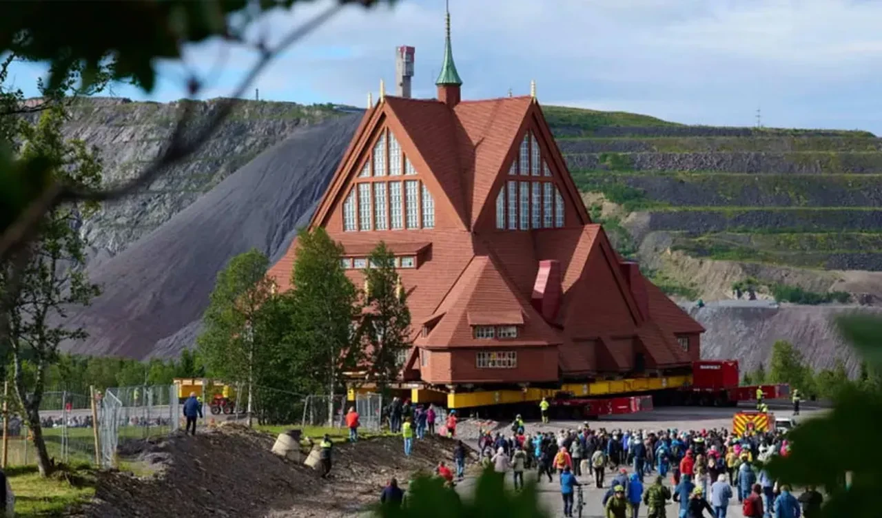 İsveç'ten dev proje! Şehirle birlikte tarihi kilise yeni evine taşınıyor