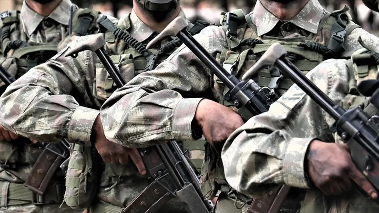 Jandarma 8 bin uzman erbaş alımı yapacak! Kadrolar belli oldu: İşte başvuru tarihi ve şartları