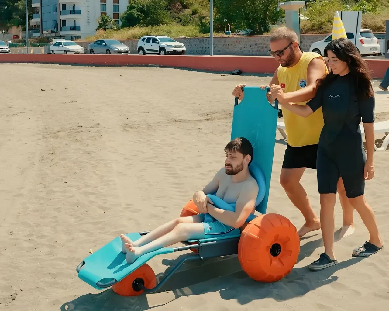 Karadeniz’de örnek proje: Trabzon’da engelsiz plaj hizmeti