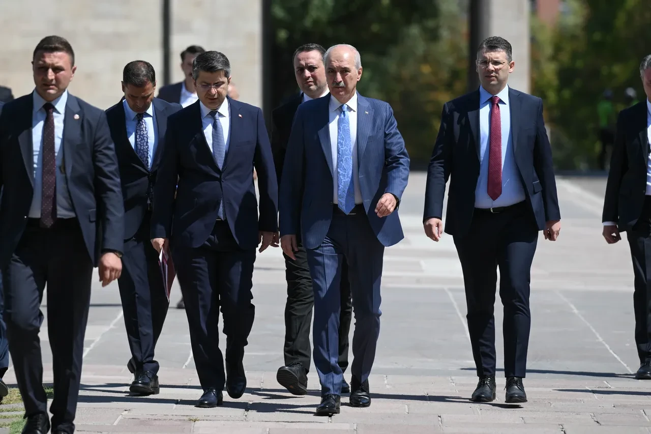 Komisyona 1980'de gözaltında kaybolan Hayrettin Eren'in kardeşinin sözleri damga vurdu! Mehmet Ağar'ın da ismini verip 'Açıklansın' dedi