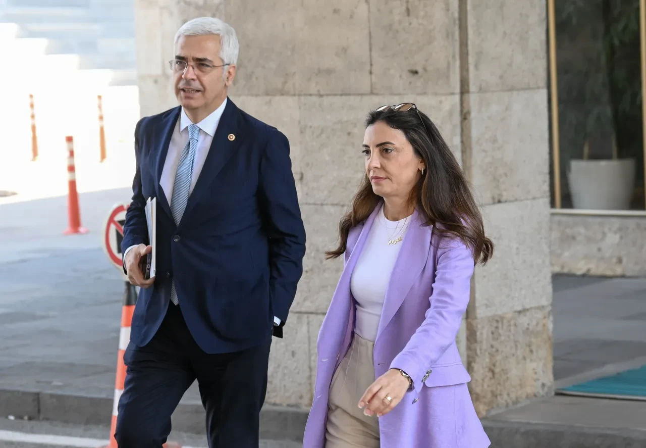 Komisyona 1980'de gözaltında kaybolan Hayrettin Eren'in kardeşinin sözleri damga vurdu! Mehmet Ağar'ın da ismini verip 'Açıklansın' dedi