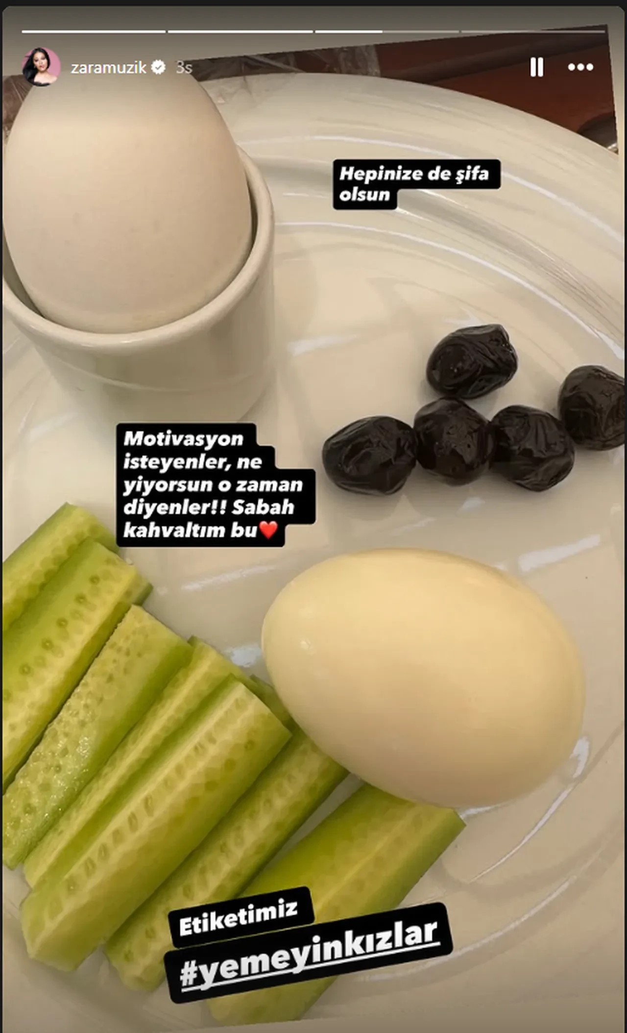 Türkücü Zara kahvaltısını paylaştı! Kızları uyardı