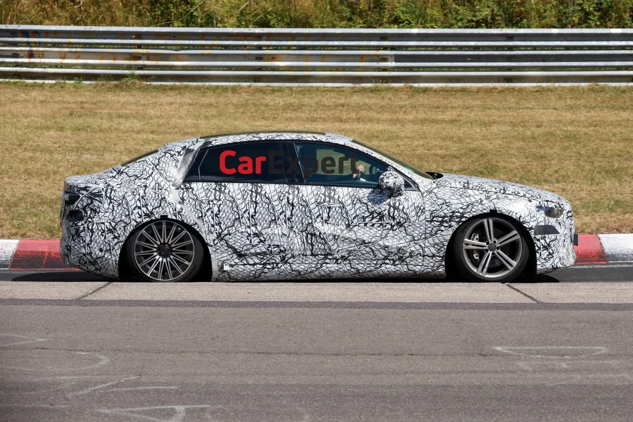 800 km menzilli elektrikli Mercedes C-Serisi geliyor! İlk kez görüntülendi