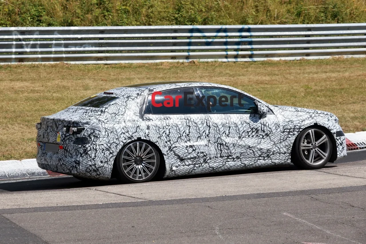 800 km menzilli elektrikli Mercedes C-Serisi geliyor! İlk kez görüntülendi