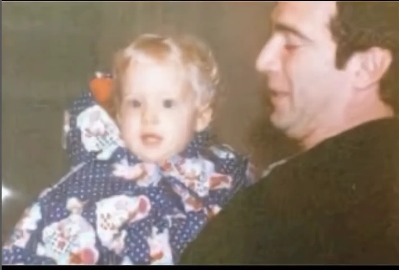 Babasını kaybeden Hayal Köseoğlu : İyi değilim 