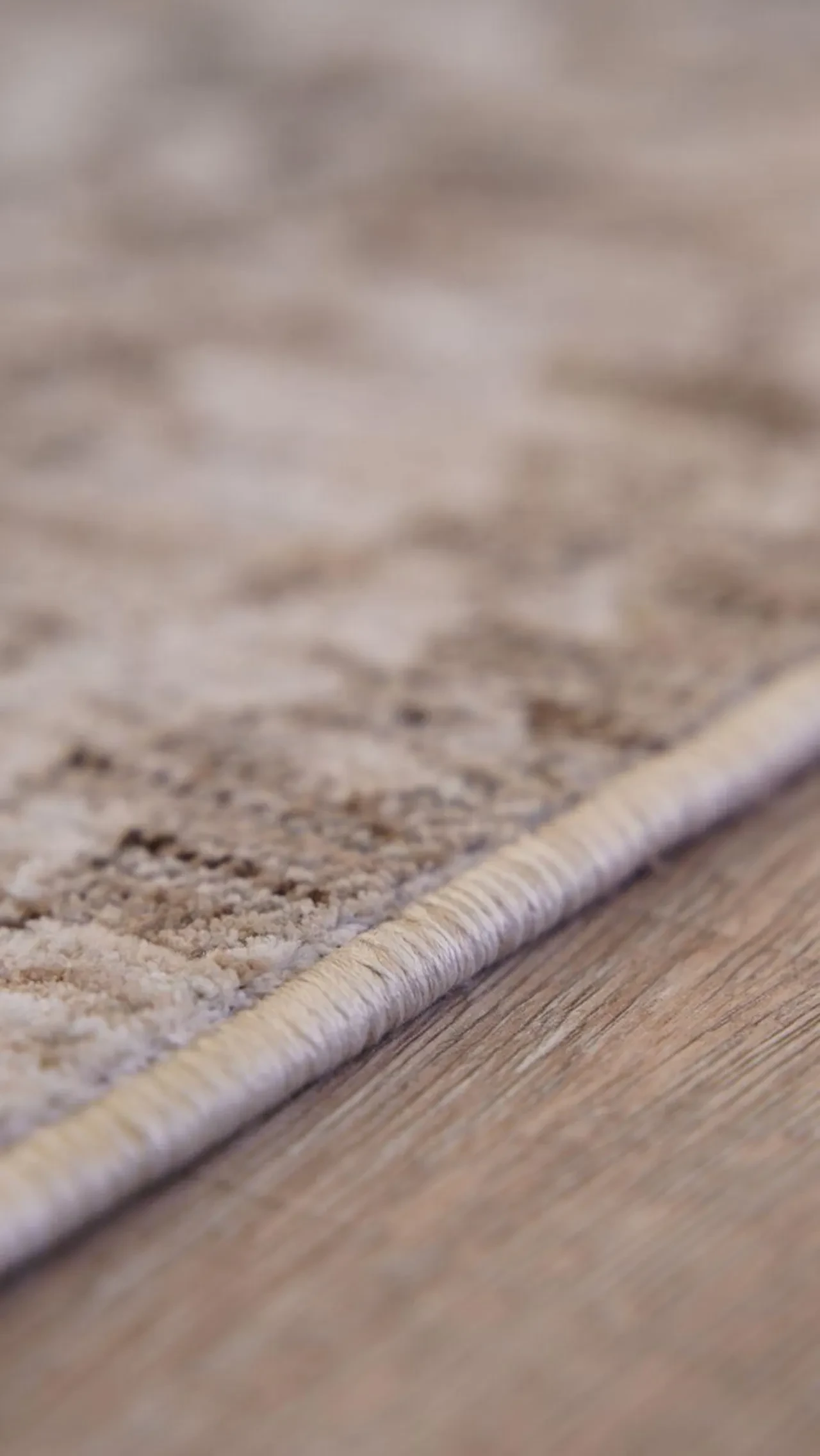 Cool Halı geleneksel motifleri modern estetikle yeniden yorumladı