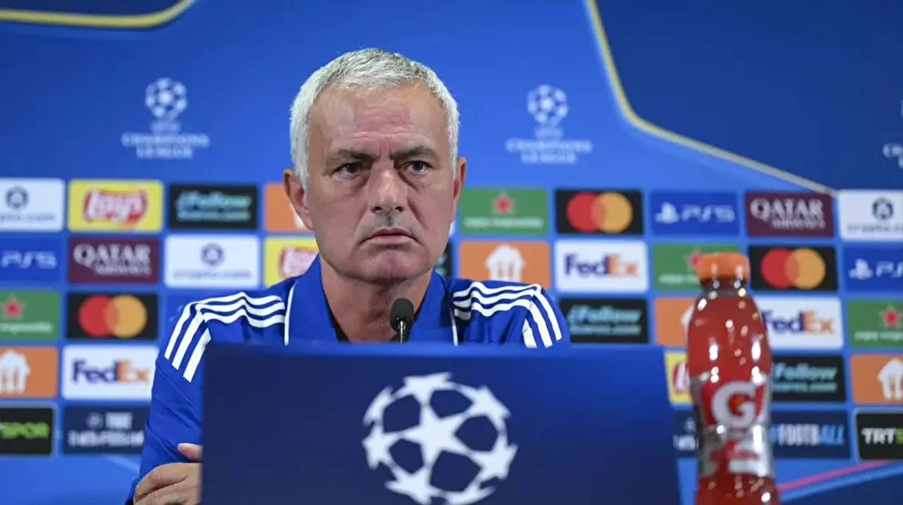 Fenerbahçe Benfica maçı sonrası Jose Mourinho'dan tepki çeken sözler! Benim çözümüm yok