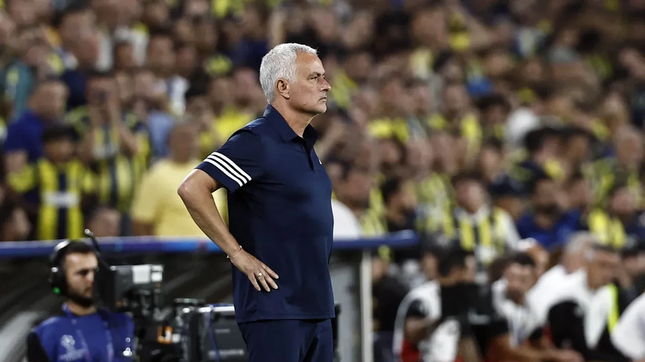 Fenerbahçe Benfica maçı sonrası Jose Mourinho'dan tepki çeken sözler! Benim çözümüm yok