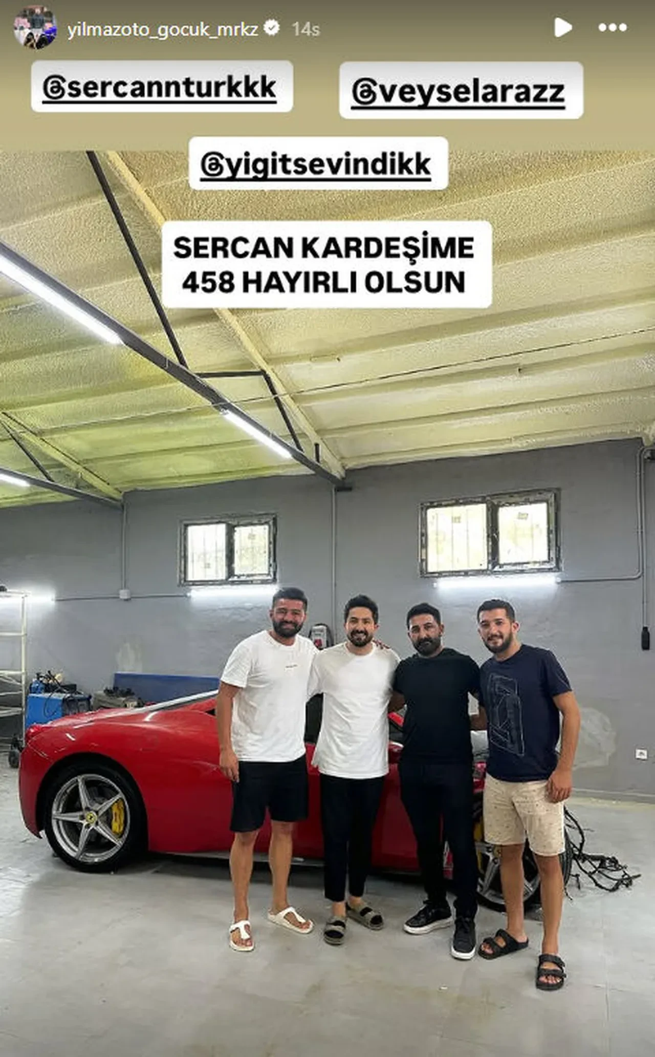 Ferrari'yi test sürüşünde perte çıkarmıştı! Talihsiz usta hurda aracı futbolcuya sattı