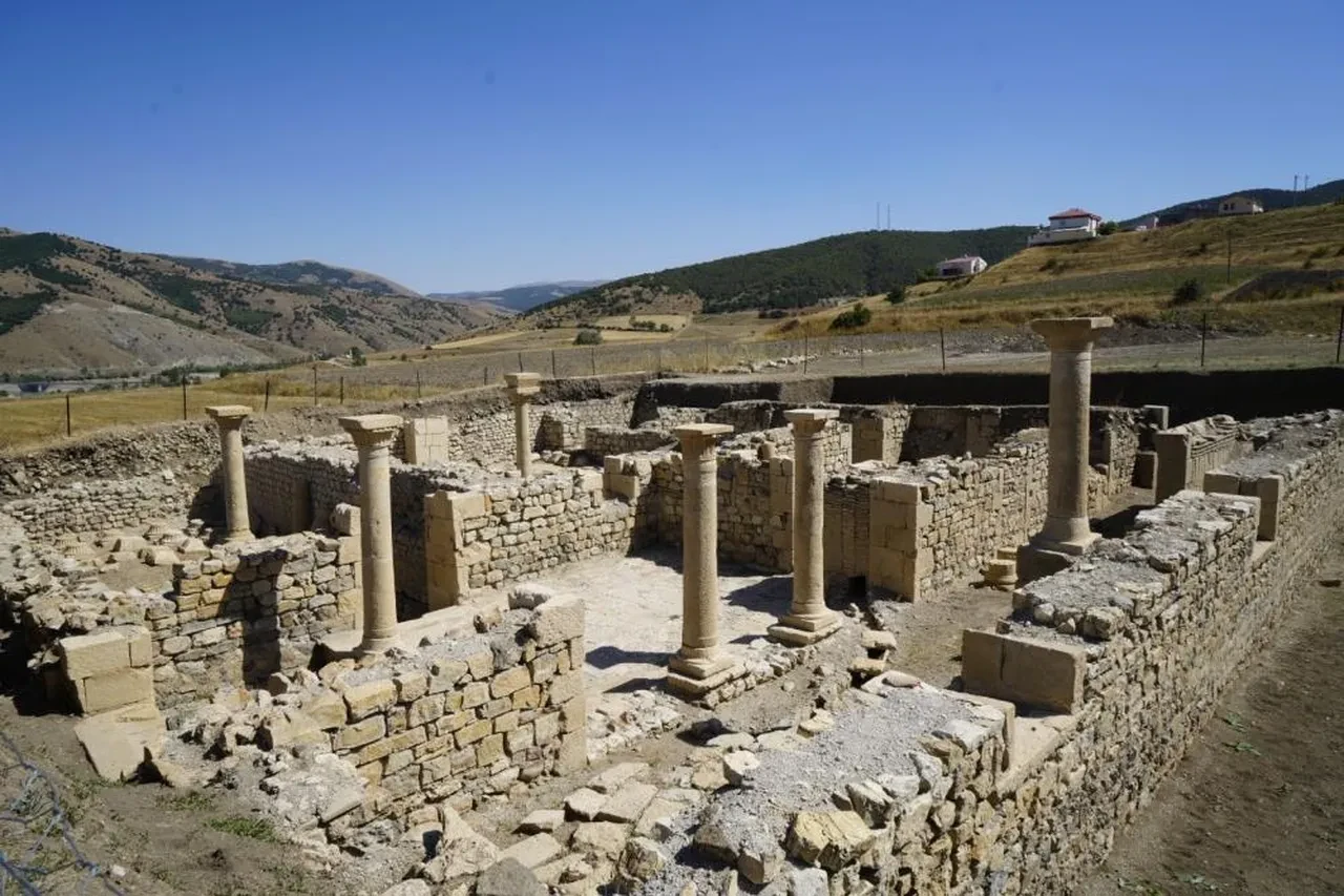 Hepsi gün yüzüne çıktı! 9 kadın mezarı uzmanları şaşırttı