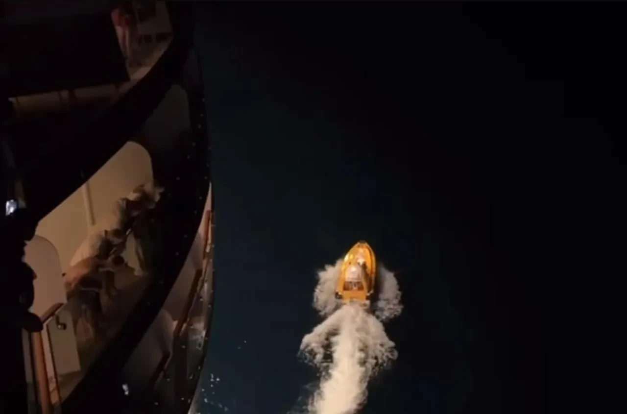 Marmara Adasında yolcular gemide yapılan anonsla birlikte dehşeti yaşadı!