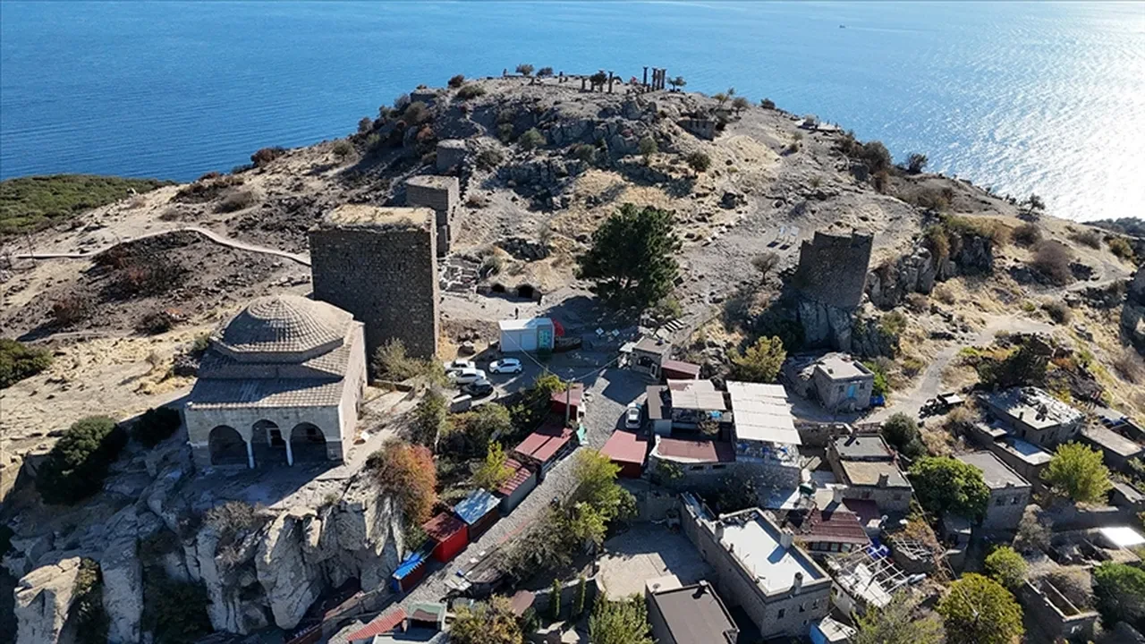 Tek başına tatil yapanların favorileri açıklandı: İşte Türkiye’nin en çok tercih edilen rotaları!
