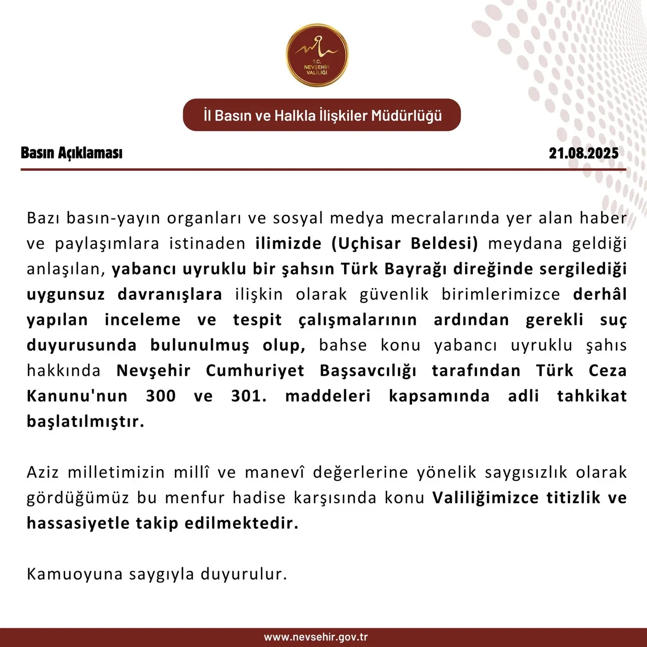 Türk bayrağında direk dansı tepki çekti! Görüntüler Valiliği harekete geçirdi