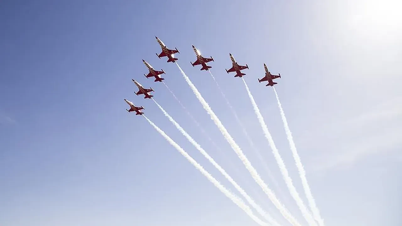 Türk Yıldızları Bitlis, Muş gösterisi ne zaman, saat kaçta? 22-23 Ağustos Türk Yıldızları gösteri programı