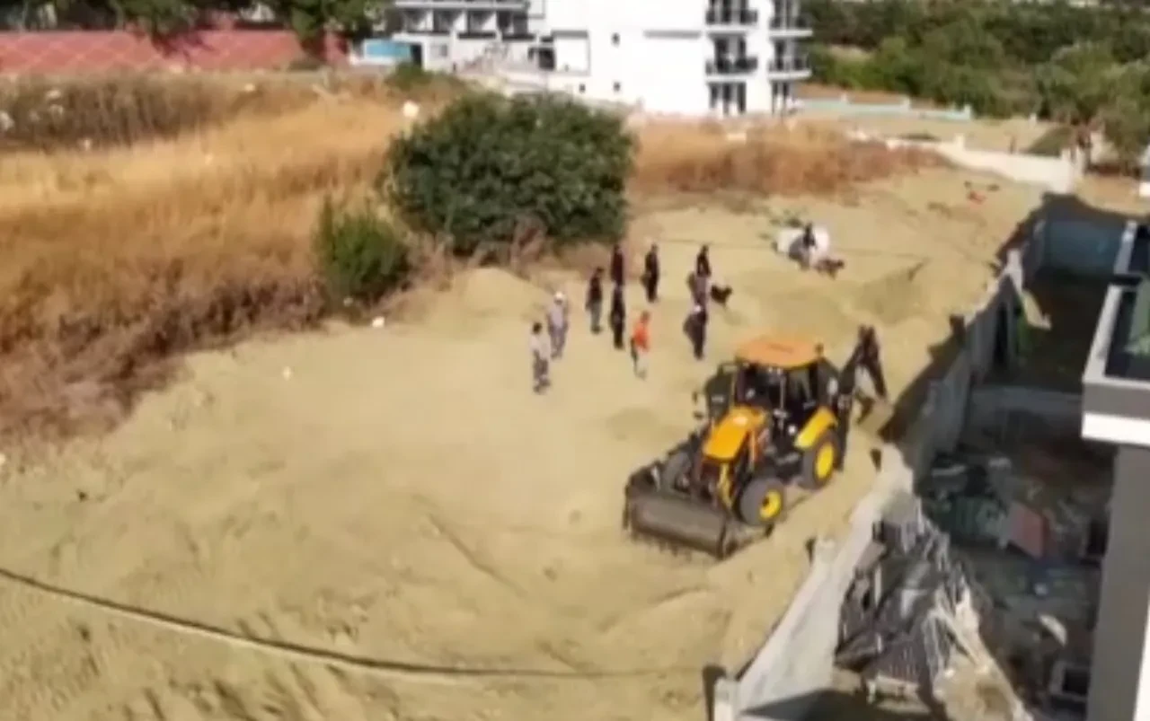 Villa bahçesinde cesedi bulundu! Kan donduran olayda yeni detay! Her şeyi itiraf ettiler: Önce dövdüler sonra...