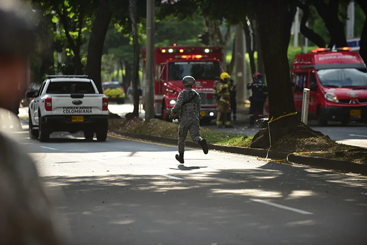 Kolombiya'da bombalı saldırı: Çok sayıda ölü ve yaralı var!