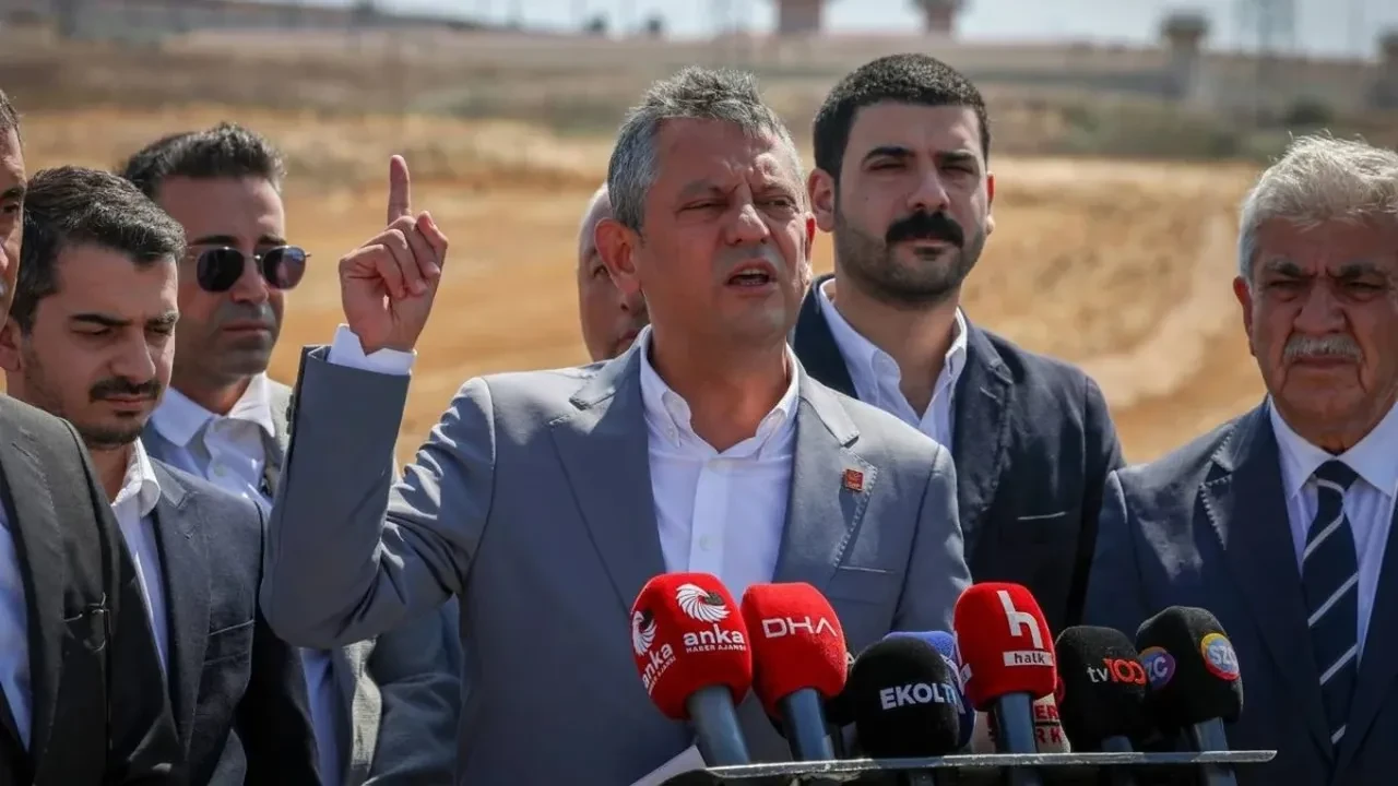 Özgür Özel'den sarsıcı iddia! Özlem Çerçioğlu cevap verdi: Korkuyor musun diye sordu mu?