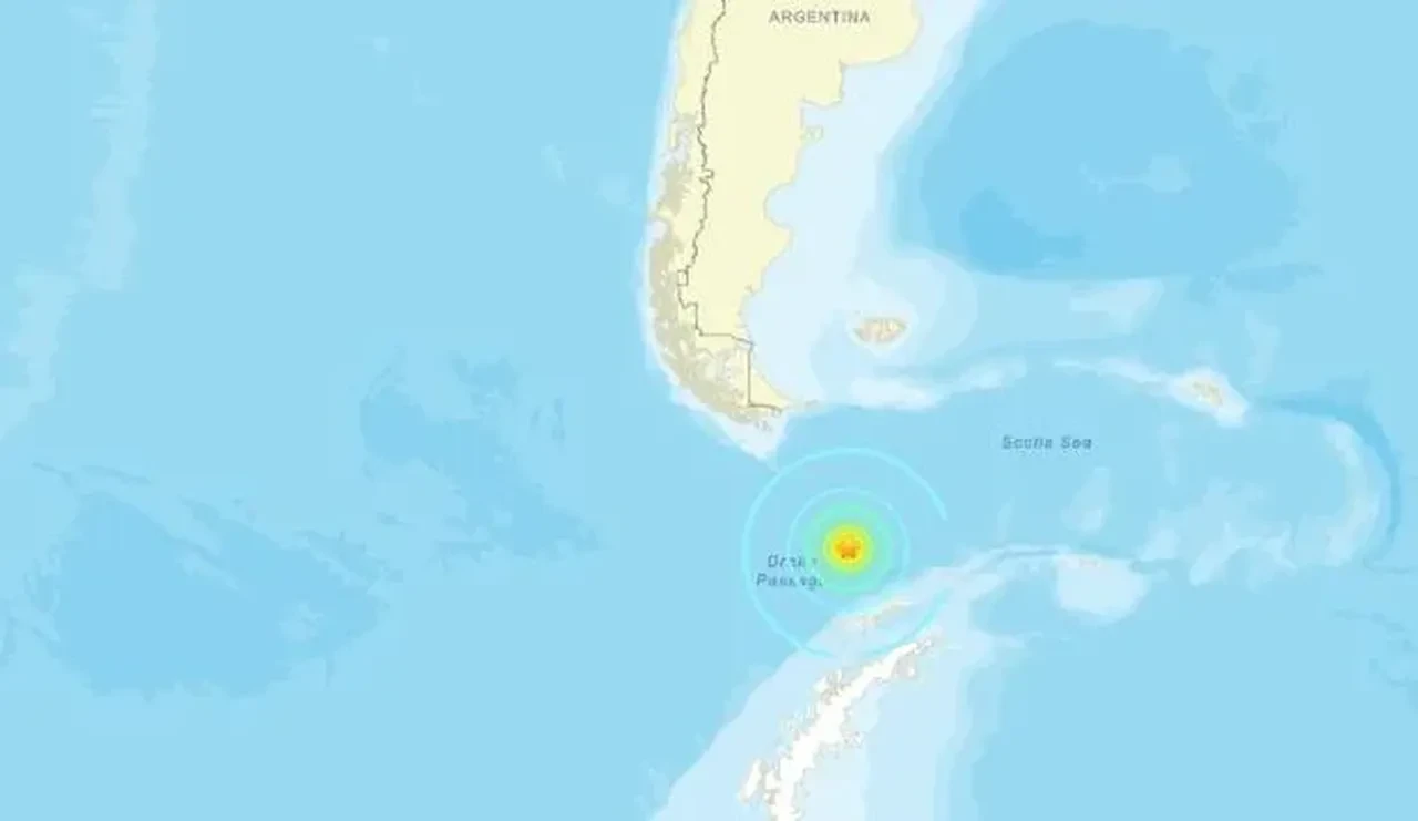 Şili'nin ardından Myanmar-Hindistan sınırında şiddetli deprem! Dünya sallanıyor