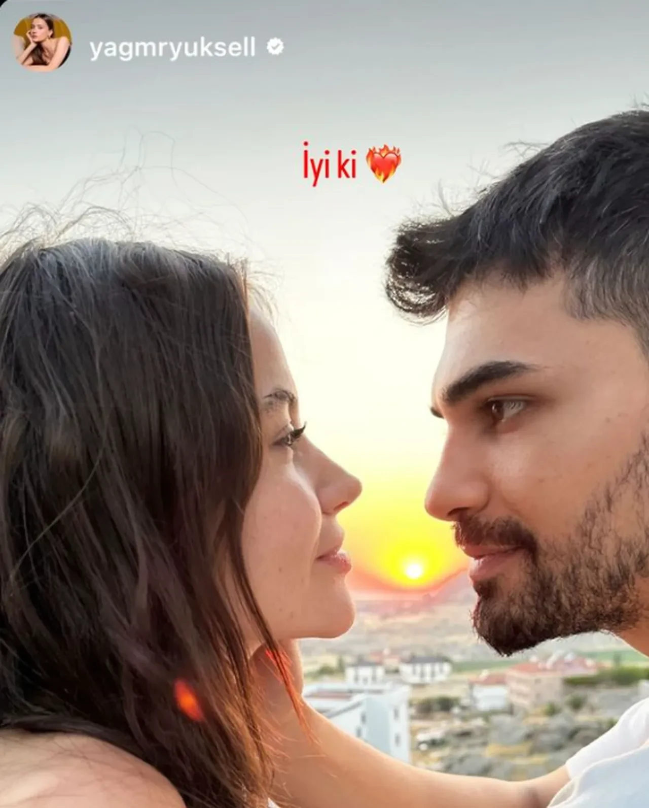 Yağmur Yüksel'den bir ilk! Aşka geldi, Oktay Ekinci ile ilk karesini paylaştı 