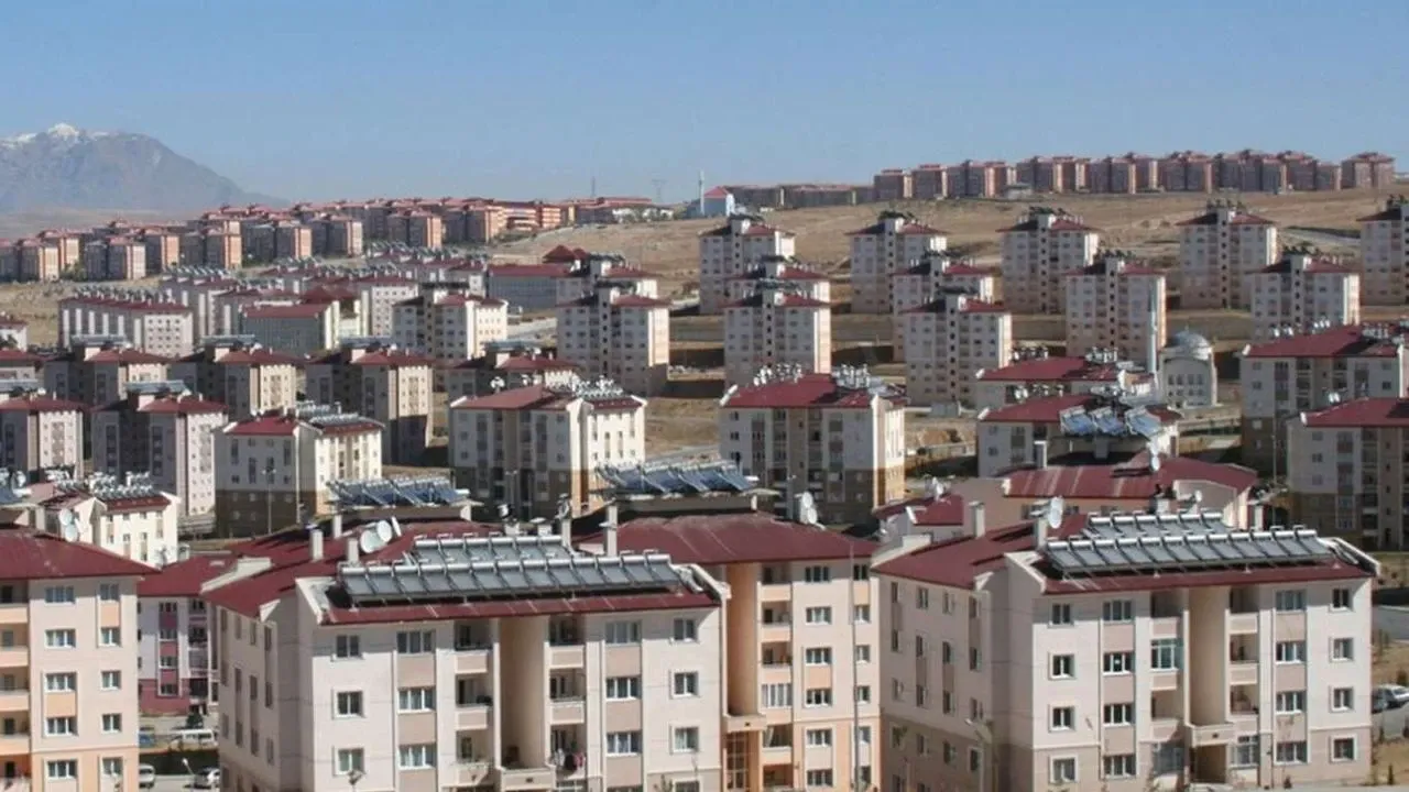 10 bin aile kira öder gibi ev sahibi olacak! Faiz ve ara ödeme yok: 120 ay vadeli proje yüzleri güldürecek!